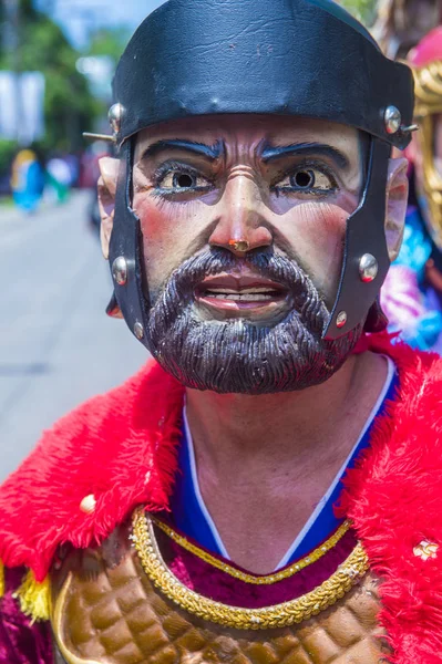 Boac, Filipinler - 30 Mart: Katılımcı Boac Marinduque adası Filipinler Moriones Festivali. Anualy kutsal hafta düzenlenen Moriones Festivali 