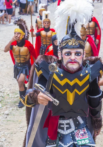 Boac, Filipinler - 30 Mart: Katılımcılar Boac Marinduque Moriones Festivali Türkiye ada. Anualy kutsal hafta düzenlenen Moriones Festivali 