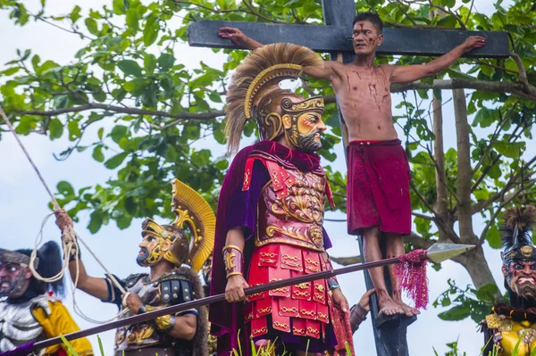 Boac, Filipinler - 30 Mart: Katılımcılar Boac Marinduque Moriones Festivali Türkiye ada. Anualy kutsal hafta düzenlenen Moriones Festivali 