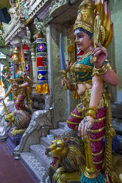 Singapur Şubat Heykel Little India Singapur Sri Veeramakaliamman Tapınağında Üzerinde — Stok fotoğraf