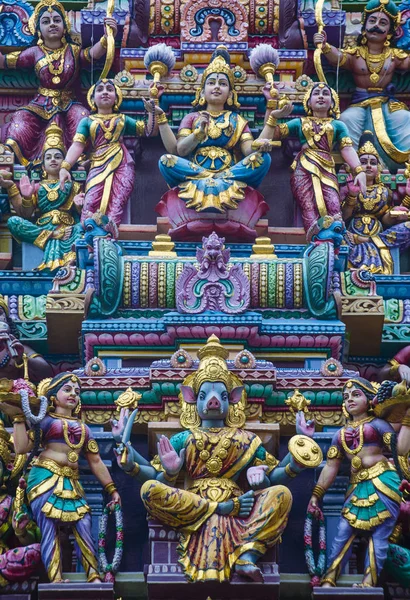 Singapur Şubat Little India Singapur Sri Veeramakaliamman Tapınağında Heykeller Üzerinde — Stok fotoğraf