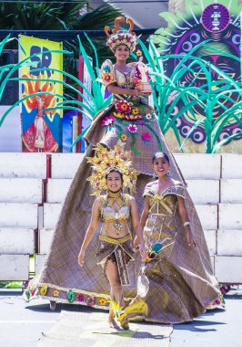 Iloilo, Filipinler - 28 Ocak: Dinagyang Festivali 28 Ocak 2018 üzerinde Iloilo Filipinler katılımcılar. Santo Nino onur dini ve kültürel festival Dinagyang olduğunu