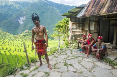 Banaue, Filipinler - Mayıs 02: Banaue 02 Mayıs 2018 Filipinler azınlıkta Ifugao insanlardan. Kuzey Filipinler dağların çoğunlukla canlı Ifugao azınlık