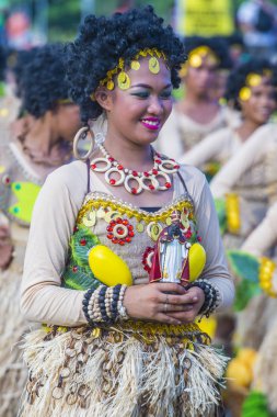 Manila, Filipinler - 27 Nisan: Aliwan fiesta üzerinde 27 Nisan 2018 Manila Filipinler katılımcılar. Aliwan Fiesta farklı kültürel festivaller Filipinler toplar yıllık bir olaydır