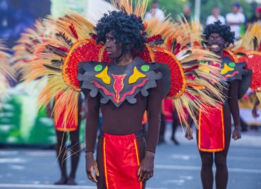 Manila, Filipinler - 27 Nisan: Aliwan fiesta üzerinde 27 Nisan 2018 Manila Filipinler katılımcılar. Aliwan Fiesta farklı kültürel festivaller Filipinler toplar yıllık bir olaydır
