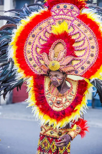Iloilo, Filipinler - 28 Ocak: Dinagyang Festivali 28 Ocak 2018 üzerinde Iloilo Filipinler katılımcı. Santo Nino onur dini ve kültürel festival Dinagyang olduğunu