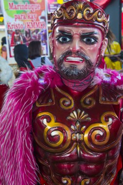 Boac, Filipinler - 30 Mart: Katılımcı Boac Marinduque adası Filipinler Moriones Festivali. Anualy kutsal hafta düzenlenen Moriones Festivali 