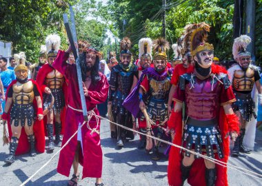 Boac, Filipinler - 30 Mart: Katılımcılar Boac Marinduque Moriones Festivali Türkiye ada. Anualy kutsal hafta düzenlenen Moriones Festivali 