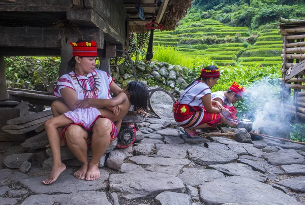 Banaue, Filipinler - Mayıs 02: Banaue 02 Mayıs 2018 Filipinler azınlıkta Ifugao insanlardan. Kuzey Filipinler dağların çoğunlukla canlı Ifugao azınlık