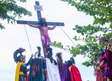 Boac, Filipinler - 30 Mart: Katılımcılar Boac Marinduque Moriones Festivali Türkiye ada. Anualy kutsal hafta düzenlenen Moriones Festivali 