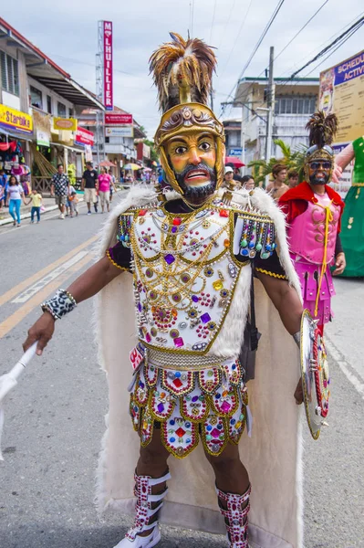 Boac, Filipinler - 30 Mart: Katılımcı Boac Marinduque adası Filipinler Moriones Festivali. Anualy kutsal hafta düzenlenen Moriones Festivali 