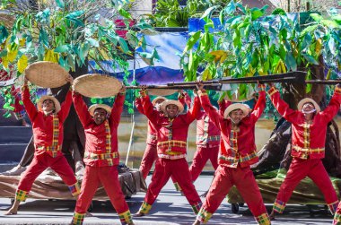 Iloilo, Filipinler - 28 Ocak: Dinagyang Festivali 28 Ocak 2018 üzerinde Iloilo Filipinler katılımcılar. Santo Nino onur dini ve kültürel festival Dinagyang olduğunu