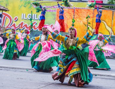 Iloilo, Filipinler - 28 Ocak: Dinagyang Festivali 28 Ocak 2018 üzerinde Iloilo Filipinler katılımcılar. Santo Nino onur dini ve kültürel festival Dinagyang olduğunu