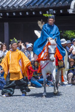 Kyoto - 15 Mayıs: Kyoto, Japonya üzerinde 15 Mayıs 2018 Aoi Matsuri katılımcılar. AOI Mastsuri tarihlerinde Kyoto, Japonya'da üç ana yıllık festivaller biridir