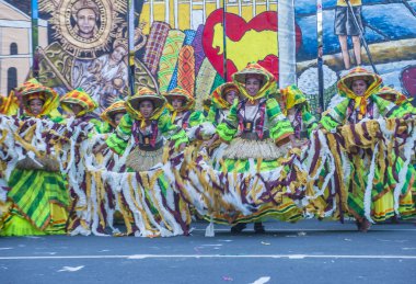 Manila, Filipinler - 27 Nisan: Aliwan fiesta üzerinde 27 Nisan 2018 Manila Filipinler katılımcılar. Aliwan Fiesta farklı kültürel festivaller Filipinler toplar yıllık bir olaydır