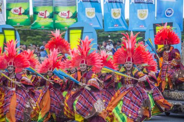 Manila, Filipinler - 27 Nisan: Aliwan fiesta üzerinde 27 Nisan 2018 Manila Filipinler katılımcılar. Aliwan Fiesta farklı kültürel festivaller Filipinler toplar yıllık bir olaydır