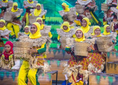 Manila, Filipinler - 27 Nisan: Aliwan fiesta üzerinde 27 Nisan 2018 Manila Filipinler katılımcılar. Aliwan Fiesta farklı kültürel festivaller Filipinler toplar yıllık bir olaydır