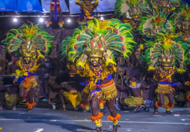 Manila, Filipinler - 27 Nisan: Aliwan fiesta üzerinde 27 Nisan 2018 Manila Filipinler katılımcılar. Aliwan Fiesta farklı kültürel festivaller Filipinler toplar yıllık bir olaydır