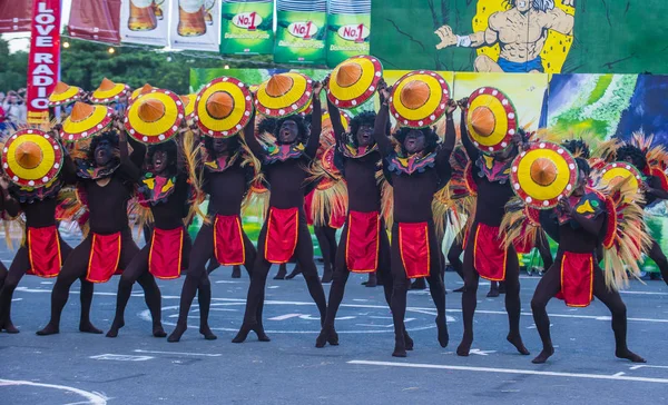 Manila Filipinas Abril Participantes Fiesta Aliwan Manila Filipinas Abril 2018 — Foto de Stock