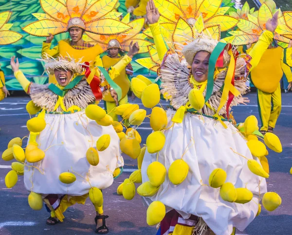 Manila Filipinas Abril Participantes Festa Aliwan Manila Filipinas Abril 2018 — Fotografia de Stock