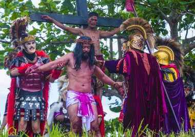 Boac, Filipinler - 30 Mart: Katılımcılar Boac Marinduque Moriones Festivali Türkiye ada. Anualy kutsal hafta düzenlenen Moriones Festivali 