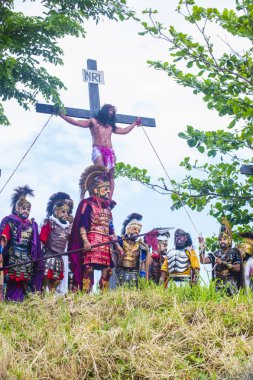 Boac, Filipinler - 30 Mart: Katılımcılar Boac Marinduque Moriones Festivali Türkiye ada. Anualy kutsal hafta düzenlenen Moriones Festivali 