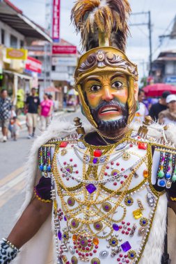 Boac, Filipinler - 30 Mart: Katılımcı Boac Marinduque adası Filipinler Moriones Festivali. Anualy kutsal hafta düzenlenen Moriones Festivali 