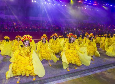 Singapur - 24 Şubat: Katılımcılar üzerinde 24 Şubat 2018 Singapur'da Çingay geçit. Çingay bir yıllık sokak tören ve Çin yeni yılı festivaller bir parçası 
