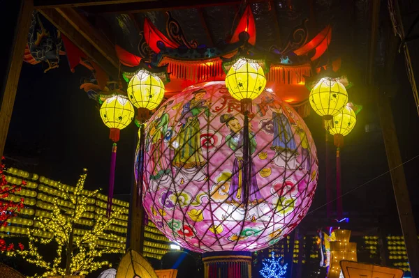 Taipei Feb Decorazioni Cinesi Capodanno Nel Tempio Longshan Taipei Taiwan — Foto Stock