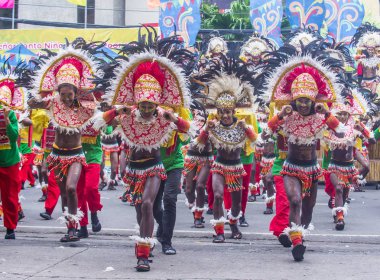 Iloilo, Filipinler - 28 Ocak: Dinagyang Festivali 28 Ocak 2018 üzerinde Iloilo Filipinler katılımcılar. Santo Nino onur dini ve kültürel festival Dinagyang olduğunu