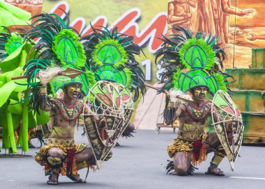 Iloilo, Filipinler - 28 Ocak: Dinagyang Festivali 28 Ocak 2018 üzerinde Iloilo Filipinler katılımcılar. Santo Nino onur dini ve kültürel festival Dinagyang olduğunu