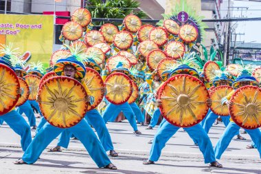 Iloilo, Filipinler - 28 Ocak: Dinagyang Festivali 28 Ocak 2018 üzerinde Iloilo Filipinler katılımcılar. Santo Nino onur dini ve kültürel festival Dinagyang olduğunu