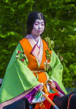 Kyoto - 15 Mayıs: Aoi Matsuri katılımcısı Kyoto, Japonya üzerinde 15 Mayıs 2018. AOI Mastsuri tarihlerinde Kyoto, Japonya'da üç ana yıllık festivaller biridir