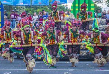 Manila, Filipinler - 27 Nisan: Aliwan fiesta üzerinde 27 Nisan 2018 Manila Filipinler katılımcılar. Aliwan Fiesta farklı kültürel festivaller Filipinler toplar yıllık bir olaydır