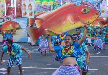 Manila, Filipinler - 27 Nisan: Aliwan fiesta üzerinde 27 Nisan 2018 Manila Filipinler katılımcılar. Aliwan Fiesta farklı kültürel festivaller Filipinler toplar yıllık bir olaydır