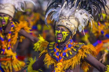 Manila, Filipinler - 27 Nisan: Aliwan fiesta üzerinde 27 Nisan 2018 Manila Filipinler katılımcılar. Aliwan Fiesta farklı kültürel festivaller Filipinler toplar yıllık bir olaydır
