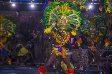 Manila, Filipinler - 27 Nisan: Aliwan fiesta üzerinde 27 Nisan 2018 Manila Filipinler katılımcılar. Aliwan Fiesta farklı kültürel festivaller Filipinler toplar yıllık bir olaydır