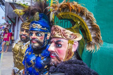 Boac, Filipinler - 30 Mart: Katılımcılar Boac Marinduque Moriones Festivali Türkiye ada. Anualy kutsal hafta düzenlenen Moriones Festivali 