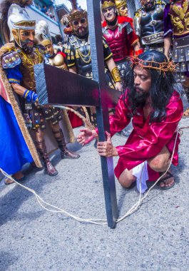 Boac, Filipinler - 30 Mart: Katılımcılar Boac Marinduque Moriones Festivali Türkiye ada. Anualy kutsal hafta düzenlenen Moriones Festivali 