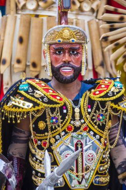 Boac, Filipinler - 30 Mart: Katılımcı Boac Marinduque adası Filipinler Moriones Festivali. Anualy kutsal hafta düzenlenen Moriones Festivali 