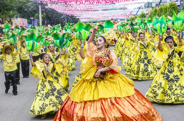 菲律宾宿务市 1月21日 在2018年1月21日在宿务市菲律宾 Sinulog 节的参加者 Sinulog 是菲律宾圣厄尔尼诺天主教庆祝活动的中心 — 图库照片