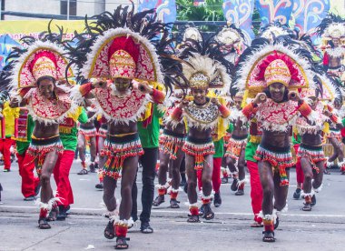 Iloilo, Filipinler - 28 Ocak: Dinagyang Festivali 28 Ocak 2018 üzerinde Iloilo Filipinler katılımcılar. Santo Nino onur dini ve kültürel festival Dinagyang olduğunu