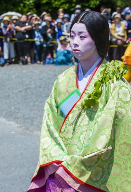 Kyoto - 15 Mayıs: Aoi Matsuri katılımcısı Kyoto, Japonya üzerinde 15 Mayıs 2018. AOI Mastsuri tarihlerinde Kyoto, Japonya'da üç ana yıllık festivaller biridir