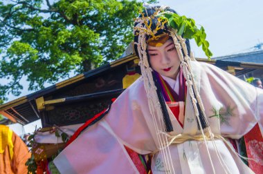 Kyoto - 15 Mayıs: Aoi Matsuri katılımcısı Kyoto, Japonya üzerinde 15 Mayıs 2018. AOI Mastsuri tarihlerinde Kyoto, Japonya'da üç ana yıllık festivaller biridir