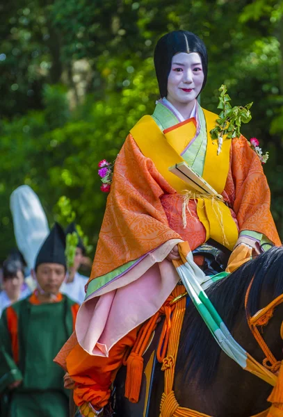 Kyoto - 15 Mayıs: Aoi Matsuri katılımcısı Kyoto, Japonya üzerinde 15 Mayıs 2018. AOI Mastsuri tarihlerinde Kyoto, Japonya'da üç ana yıllık festivaller biridir