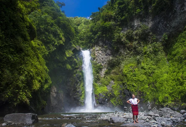 Batad Philippines Mai Fille Ifugao Minority Près Une Cascade Batad — Photo