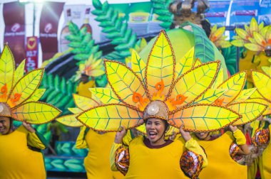 Manila, Filipinler - 27 Nisan: Aliwan fiesta üzerinde 27 Nisan 2018 Manila Filipinler katılımcılar. Aliwan Fiesta farklı kültürel festivaller Filipinler toplar yıllık bir olaydır