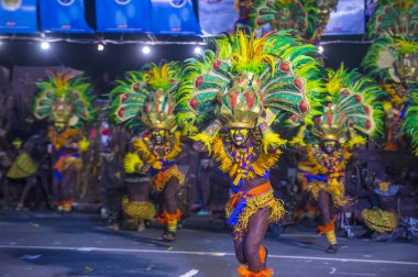 Manila, Filipinler - 27 Nisan: Aliwan fiesta üzerinde 27 Nisan 2018 Manila Filipinler katılımcılar. Aliwan Fiesta farklı kültürel festivaller Filipinler toplar yıllık bir olaydır