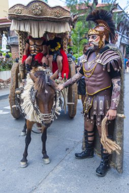 Boac, Filipinler - 30 Mart: Katılımcı Boac Marinduque adası Filipinler Moriones Festivali. Anualy kutsal hafta düzenlenen Moriones Festivali 