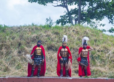 Boac, Filipinler - 30 Mart: Katılımcılar Boac Marinduque Moriones Festivali Türkiye ada. Anualy kutsal hafta düzenlenen Moriones Festivali 